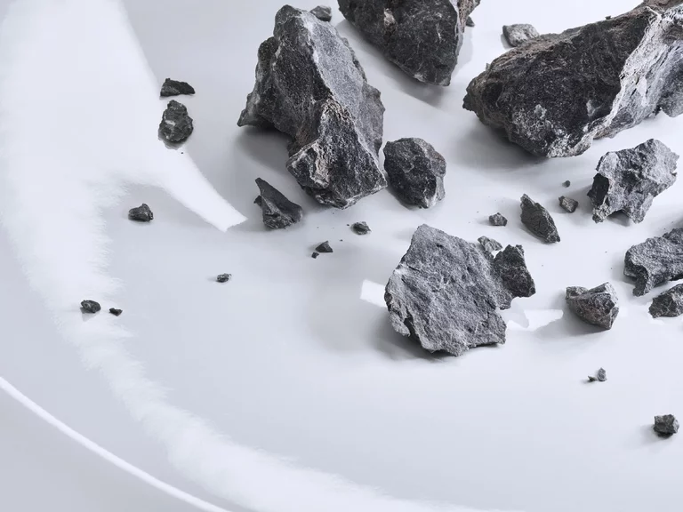 Ons geglazuurd titanium staal is robuust en hard. Ons geglazuurd titanium staal is robuust en hard.