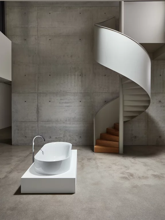 BetteLux Bañera ovalada Highline La bañera BetteLux Oval Highline tiene un efecto de flujo natural y al mismo tiempo claro y conciso.