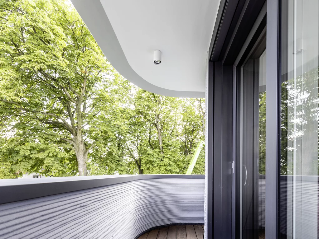 Дом 3D-принтера с множеством изгибов в Беккуме, Мюнстерланд. Особенностью дома для 3D-принтера является то, что он состоит из множества изгибов.