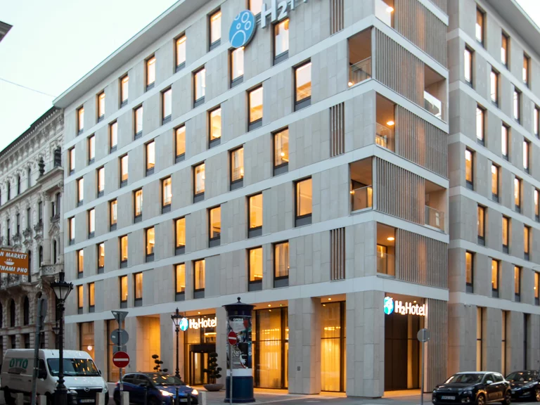 H2 Hotel in Budapest, Ungarn. Das H2 Hotel Budapest ist ein Design-Highlight im Zentrum der ungarischen Hauptstadt.