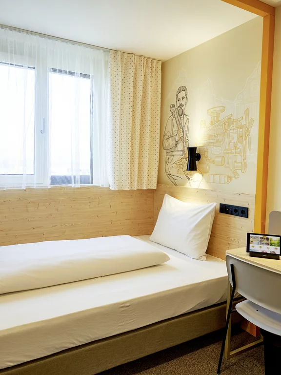 Hotel room at the Mc Dream Hotel. Every year, 200,000 guests take advantage of the services offered by Mc Dreams Hotels.