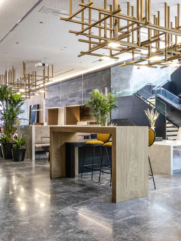 Une atmosphère individuelle se trouve à l'hôtel Pullmann, Lima. L'hébergement de luxe Pullmann à Lima offre une atmosphère individuelle et un langage de design très particulier.