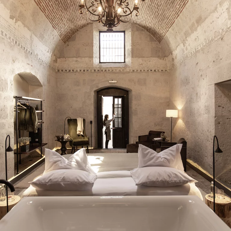 The CIRQA - Relais & Châteaux in Peru offers luxurious and charming rooms. All eleven rooms in the former Augustinian monastery have a special charm and offer real luxury.