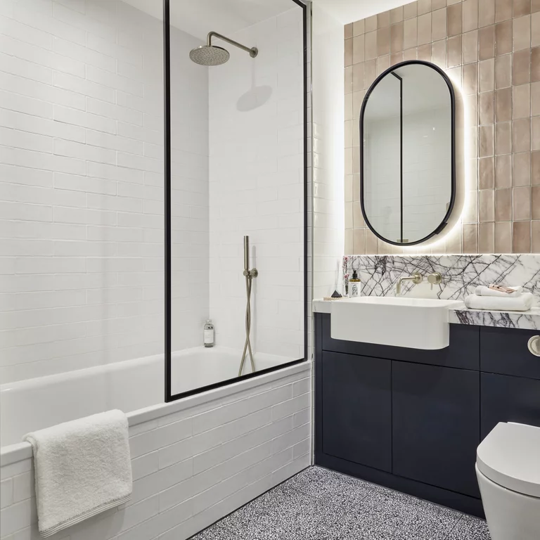 In de badkamers zorgen de elegante BetteOcean badkuipen voor het subtiele verschil dat van een badkamer een ware plaats van luxueuze ontspanning maakt.